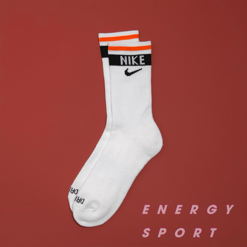 Vớ/ Tất Nike Sportswear Dri-FIT Everyday Essential DX5089 102