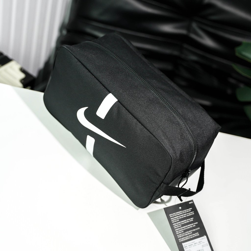 Túi Đựng Giày Thể Thao NK Utility Academy Football Shoe Bag DC2648-010