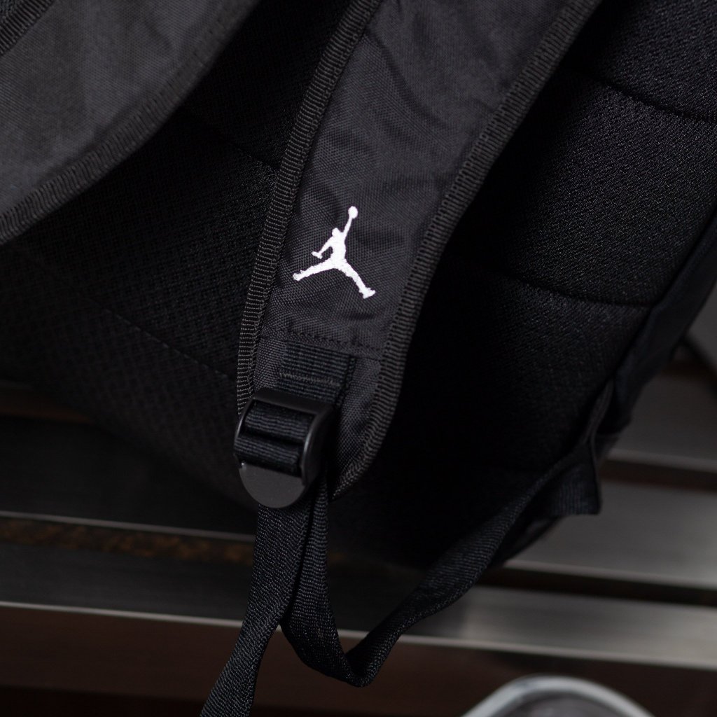 Balo Thời Trang Thể Thao Nike Jordan Flight Control Pack FB1764-010