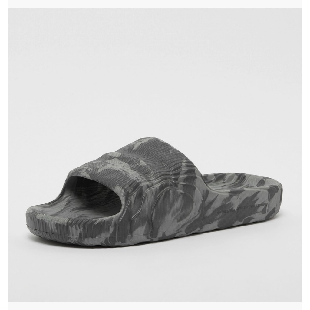 Dép Adidas Unisex Adilette 22 Slides "Smoke Gray" - IE7760