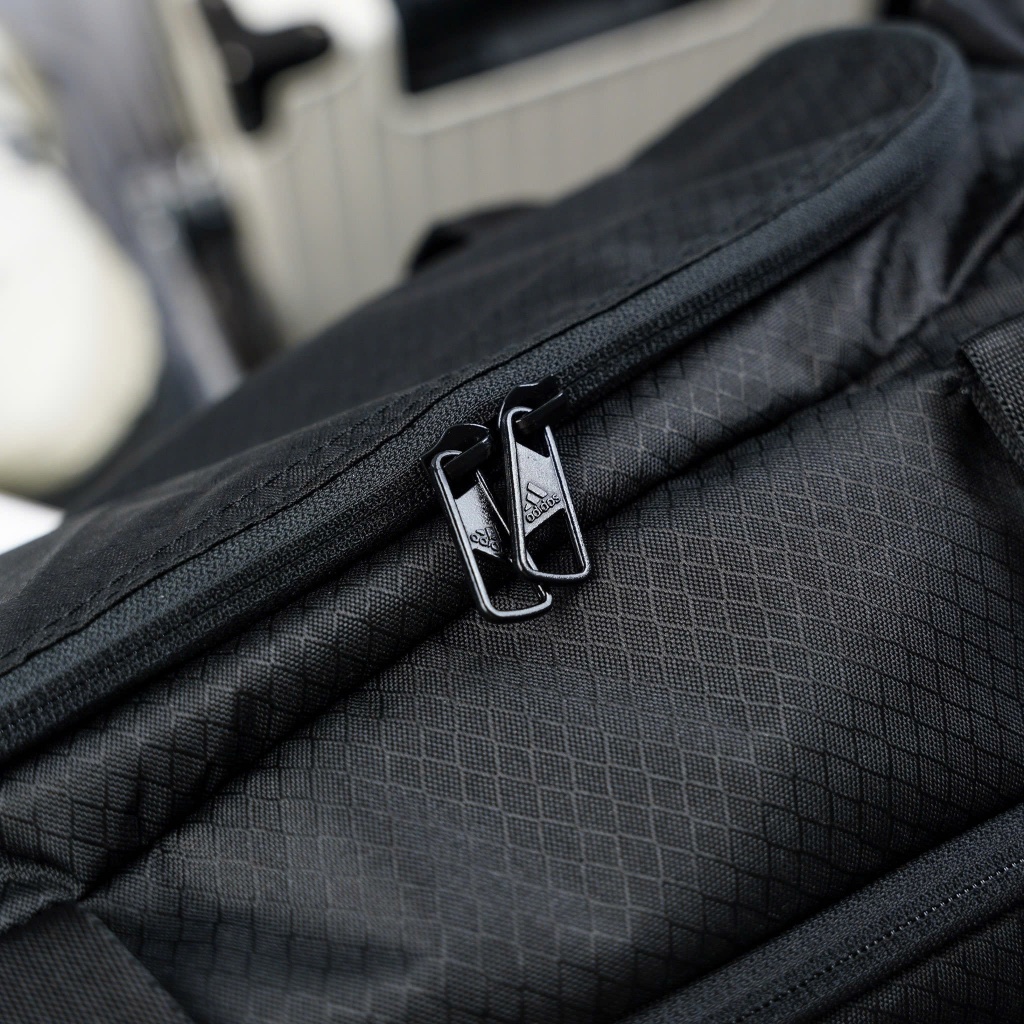 Túi Trống Thể Thao - Gym - Du Lịch Tiện Ích Adidas Duffel Bag Small - IP9861