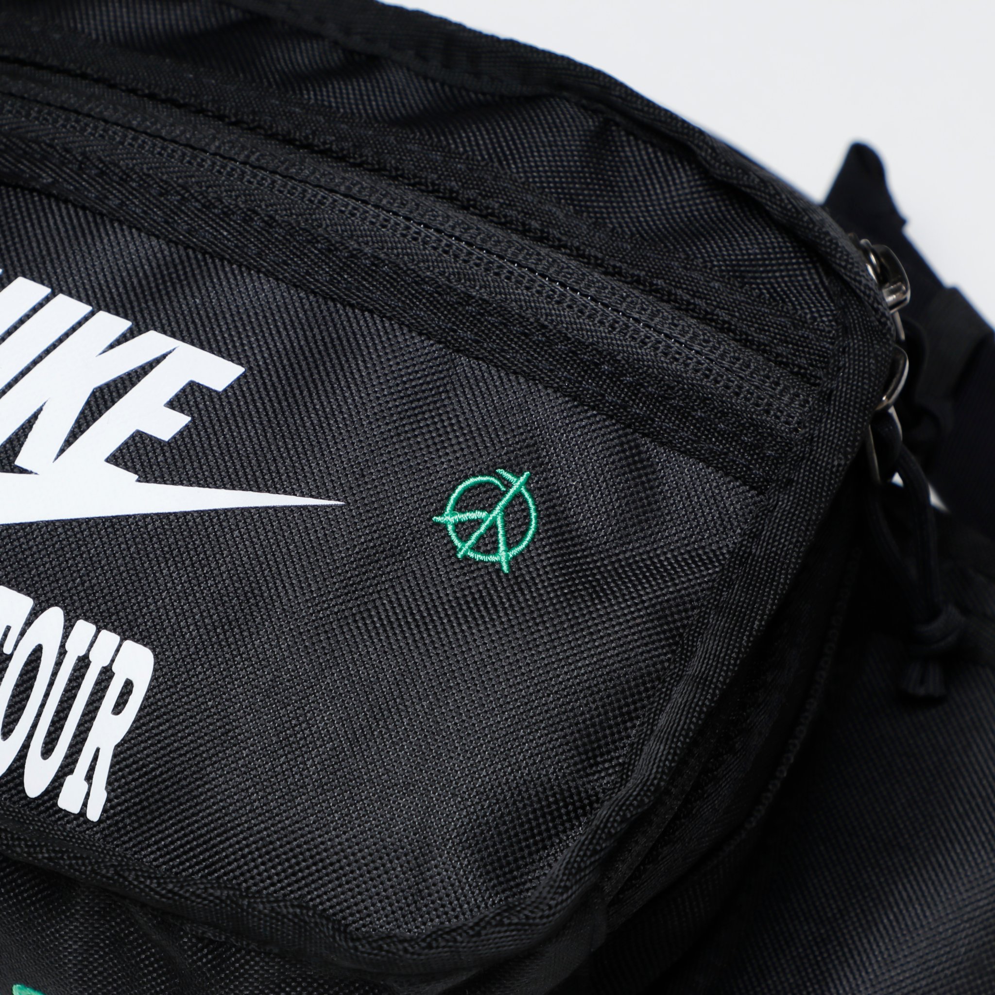 nike world tour bag
