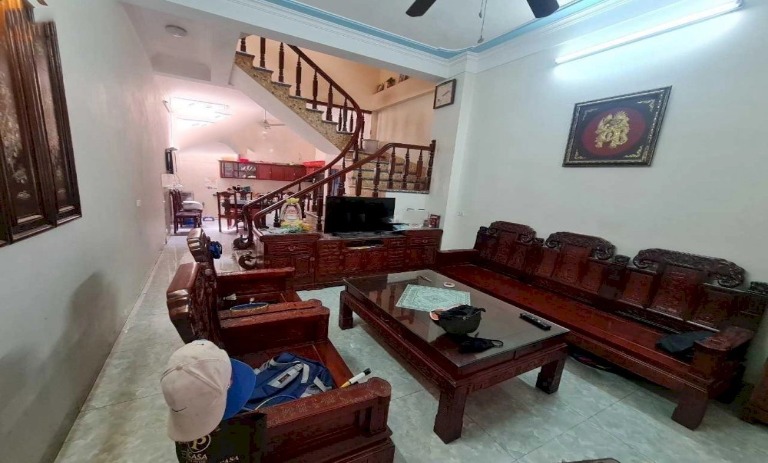 Cần chuyển nhượng nhanh 3 tầng chủ xây kiên cố tâm huyết tại Tổ DP kiên thành, TT Trâu Quỳ, Gia Lâm