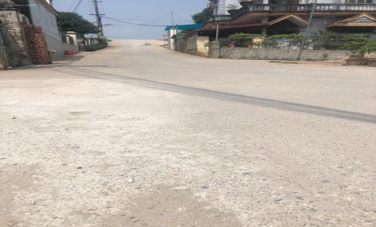 Cần bán lô đất siêu đẹp gần khu đấu giá Công Luận 2, TT. Văn Giang. Giá bán cho nhà đầu tư.