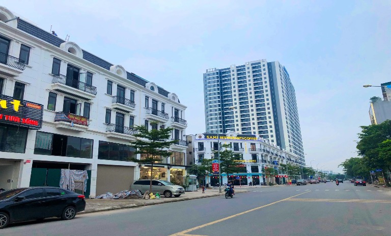 Cần bán căn shophouse Sông Hồng TT Trâu Qùy, phố Thành Trung, Siêu kinh doanh.