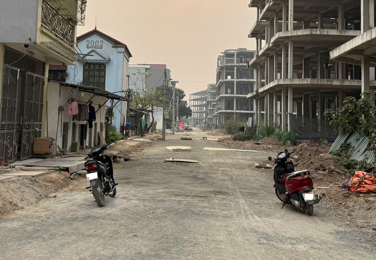 Bán nhanh lô đất hoa hậu Tổ DP Kiên Thành, Gia Lâm thông ra đường 40m