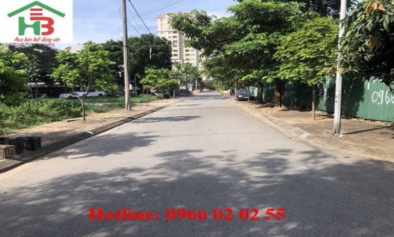 Cần bán nhanh 175m2 đất khu đô thị mới Sài Đồng, Đường oto tránh, kinh doanh thuận lợi
