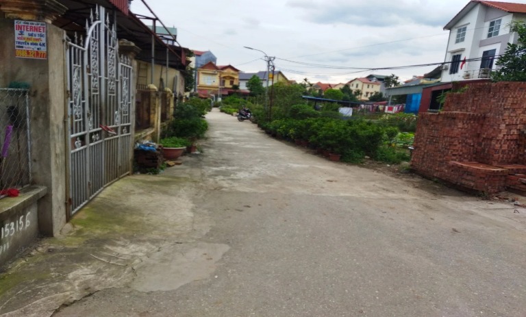 Cần bán gấp 90m2 đất đấu giá ở Phụng Công, Văn Giang, đường 6m vỉa hè.