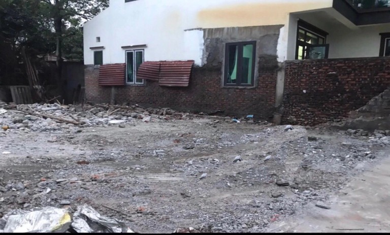 Cần bán nhanh lô đất 71m2 tại Thôn Hòa Bình, Tân Tiến, Văn Giang, Hưng Yên đường ô tô đỗ cửa.
