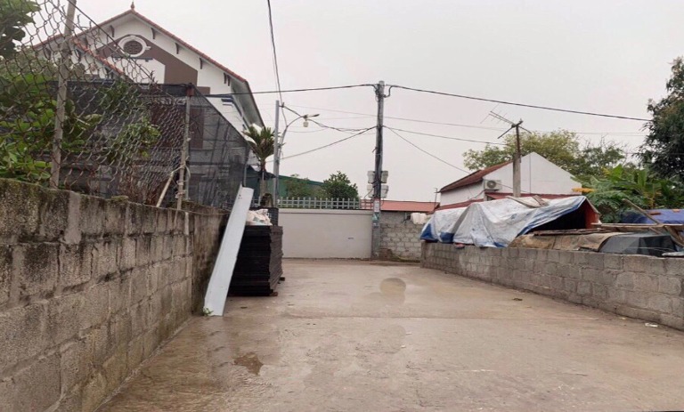Cần bán nhanh lô đất 71m2 tại Thôn Hòa Bình, Tân Tiến, Văn Giang, Hưng Yên đường ô tô đỗ cửa.
