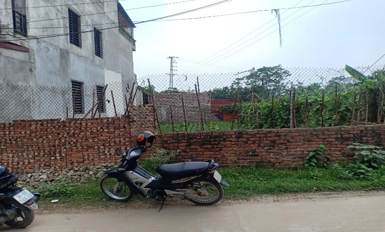 Chính chủ bán 200m2 đất trục chính thôn Phương Trù, Tứ Dân, Khoái Châu, Hưng Yên, cạnh đê