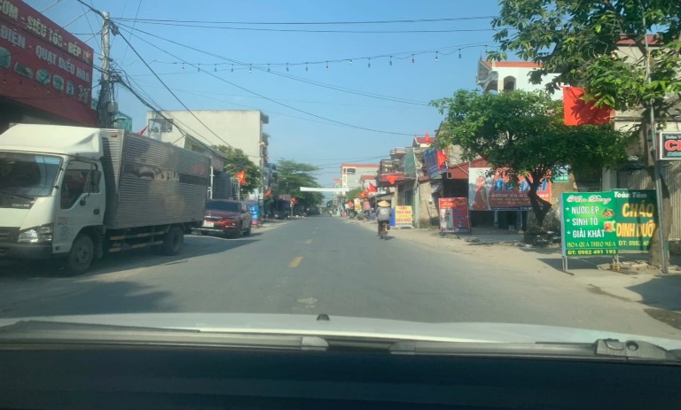 Cần bán nhanh 208m2 đất xã Tân Việt, huyện Yên Mỹ, tỉnh Hưng Yên. Oto vào tận đất.
