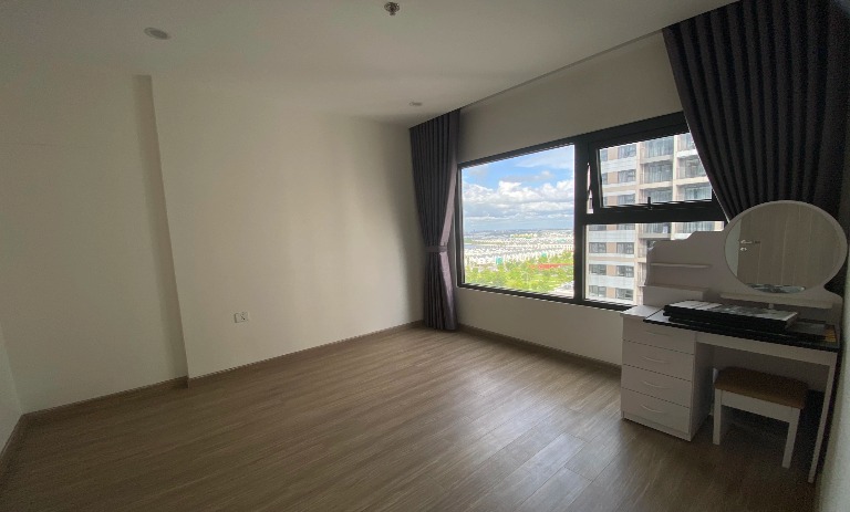 Chính chủ bán căn góc 2PN + 2VS tầng trung tòa S2.16 Vinhomes Ocean Park Gia Lâm.