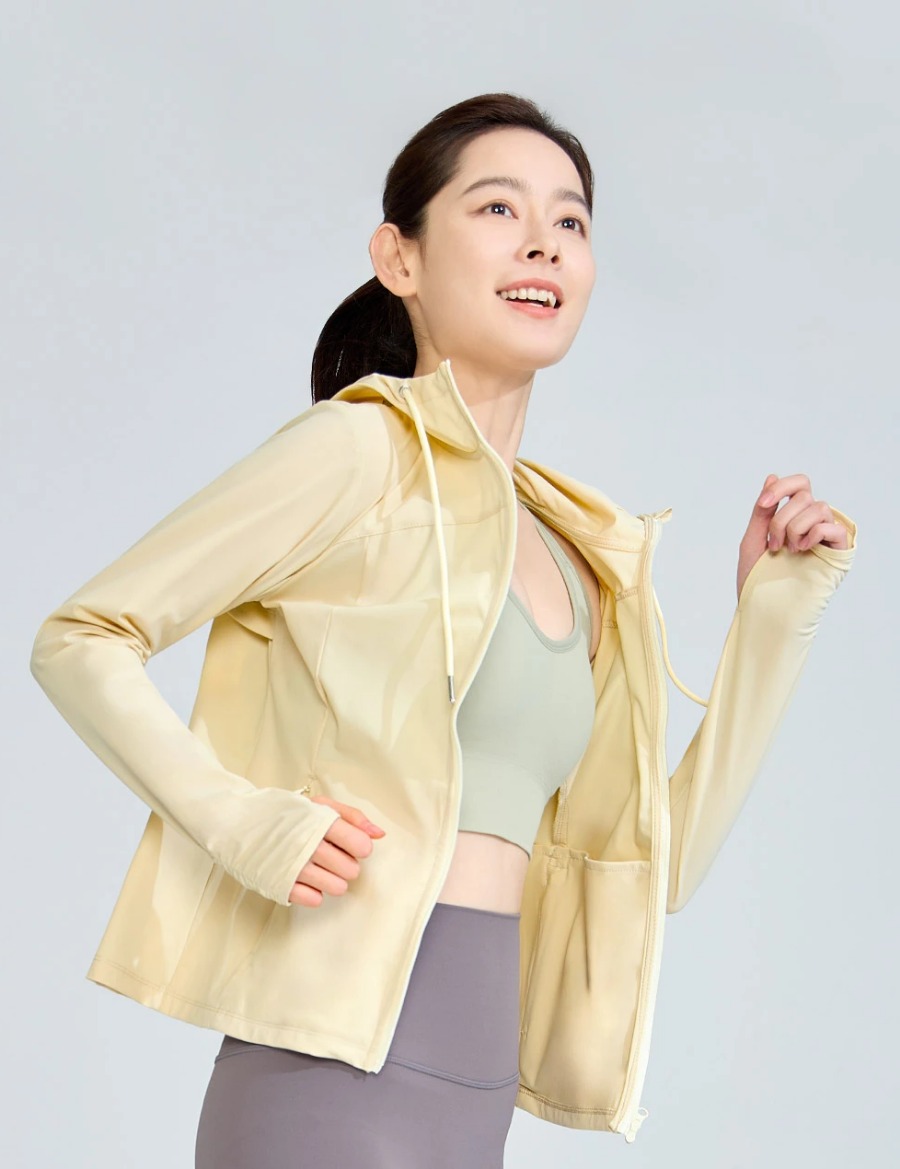 Áo khoác chống nắng nữ UV100 Apex Cool AA24031 thoáng mát kháng khuẩn