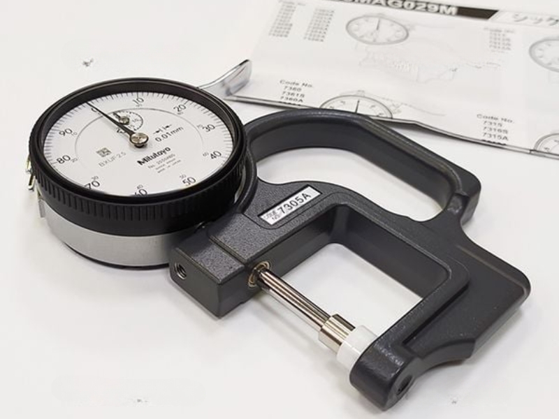đầu đo của đồng hồ đo độ dày Mitutoyo 7305A được thiết kế chắc chắn