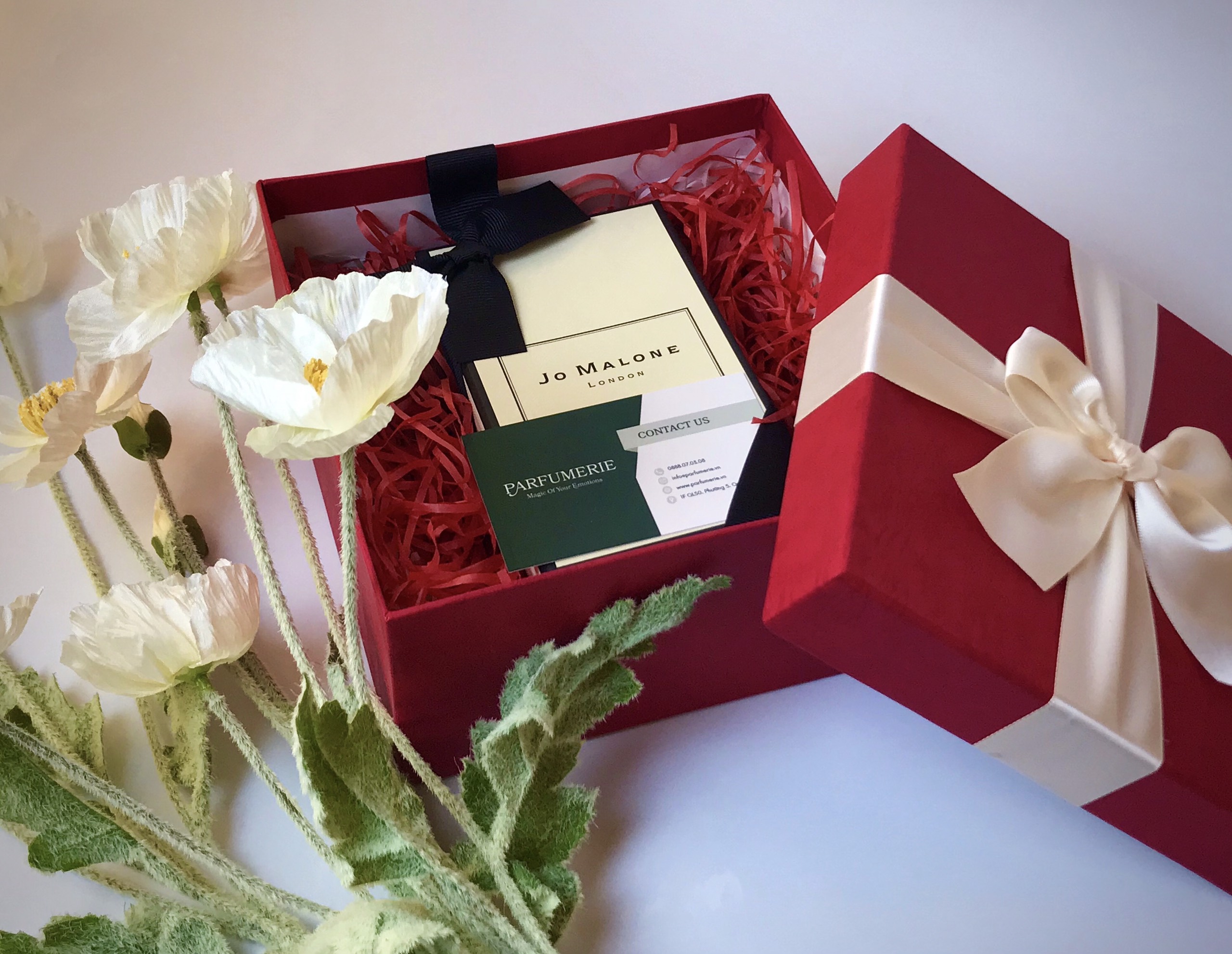 Tặng quà hương thơm thích hợp quà tặng 20/10 cho người phụ nữ của bạn