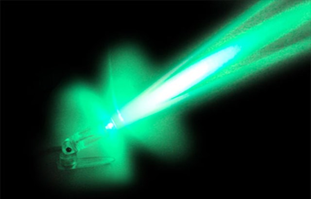 LÀM MƯA BẰNG LASER