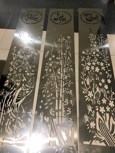 cắt hoa văn trên tấm inox làm vách ngăn