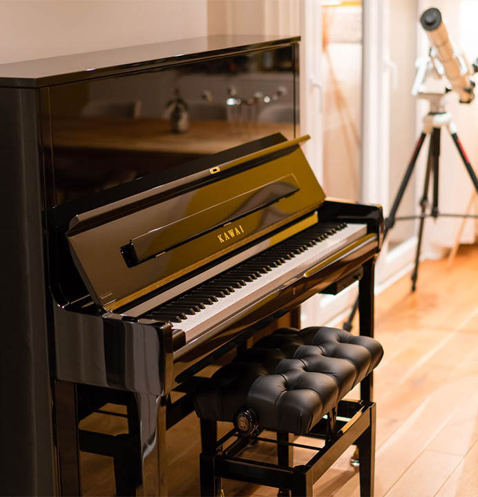 Đàn Piano Cơ Upright