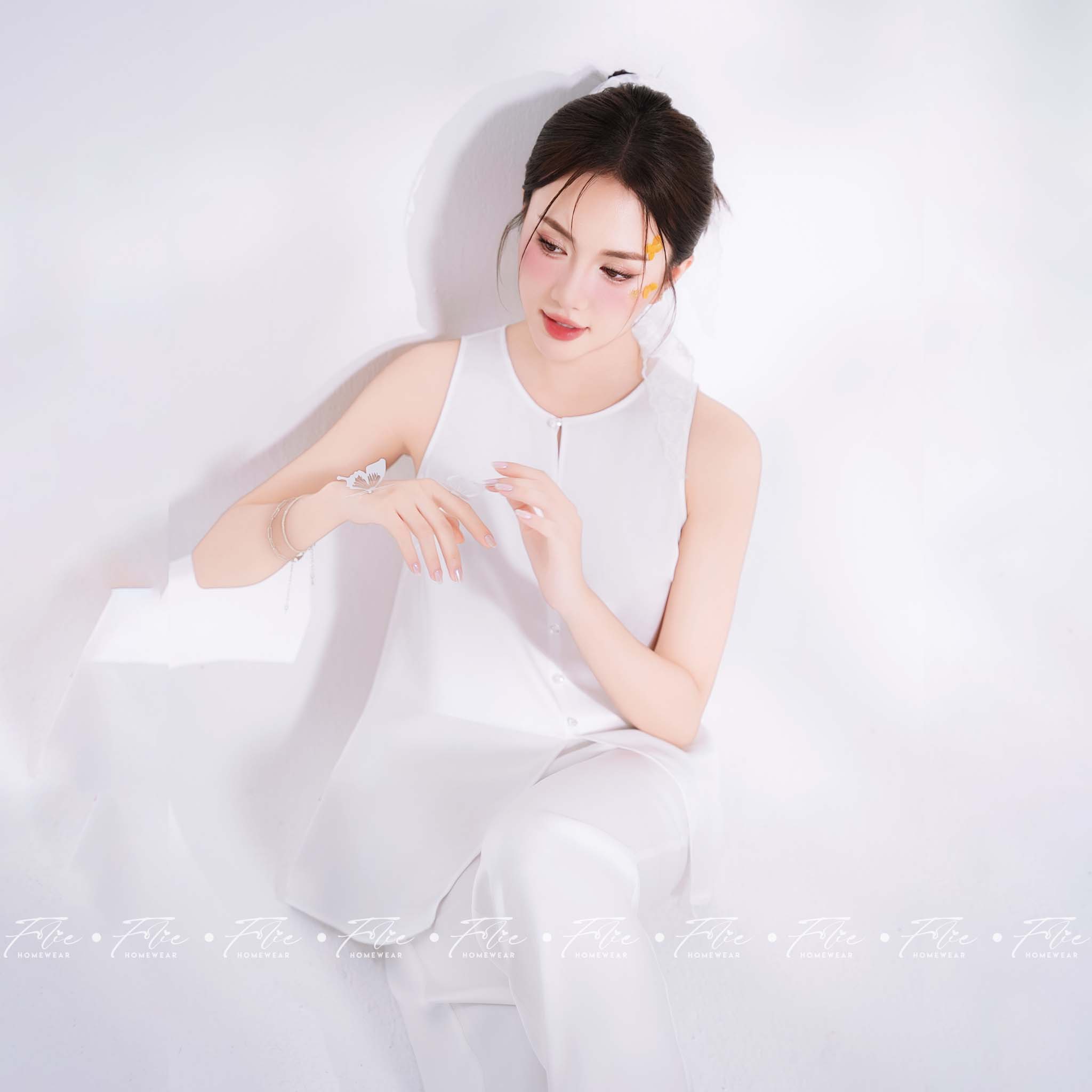 SET FLA18Q11 (2 màu) 