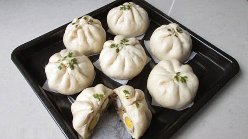 Hướng dẫn cách làm bánh bao nhân thịt thơm ngon bằng nồi lẩu hấp đa năng tại nhà