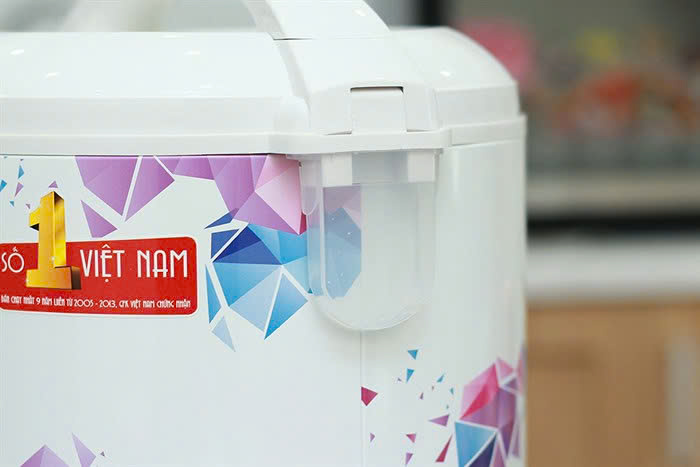 Nồi cơm điện nấp gài SHARP 1.8L KS-18TJV