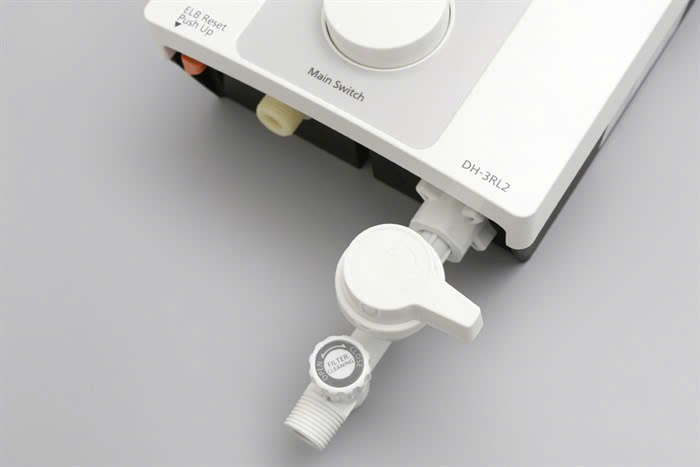 Máy tắm nước nóng PANASONIC 3RL2 (không bơm)
