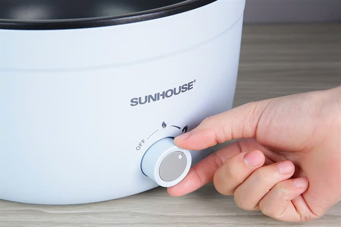 Nồi lẩu điện Sunhouse 3.5 lít SHD4528