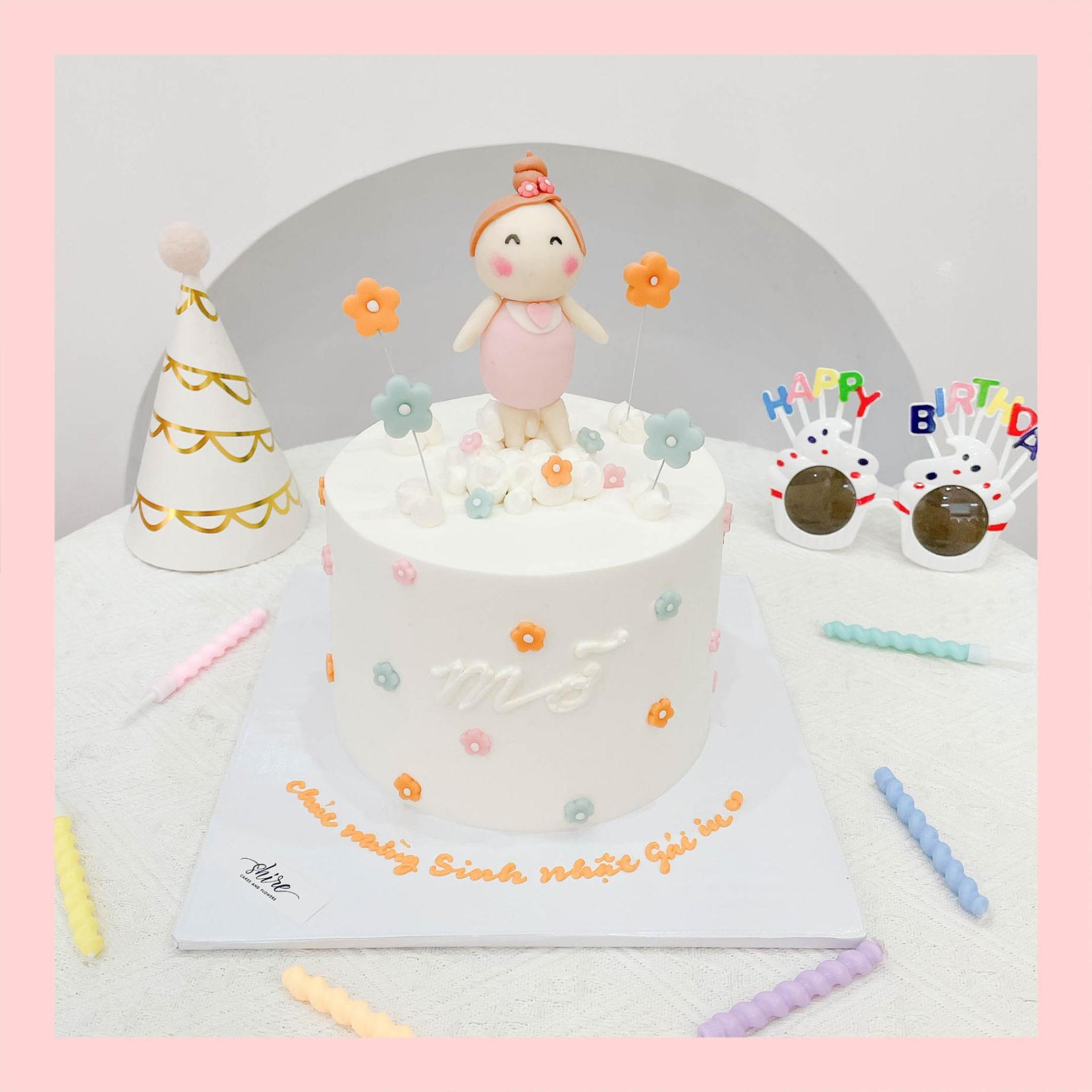 Bánh kem tạo hình em bé gái 3D xinh xắn cho bé gái - Bánh kem fondant