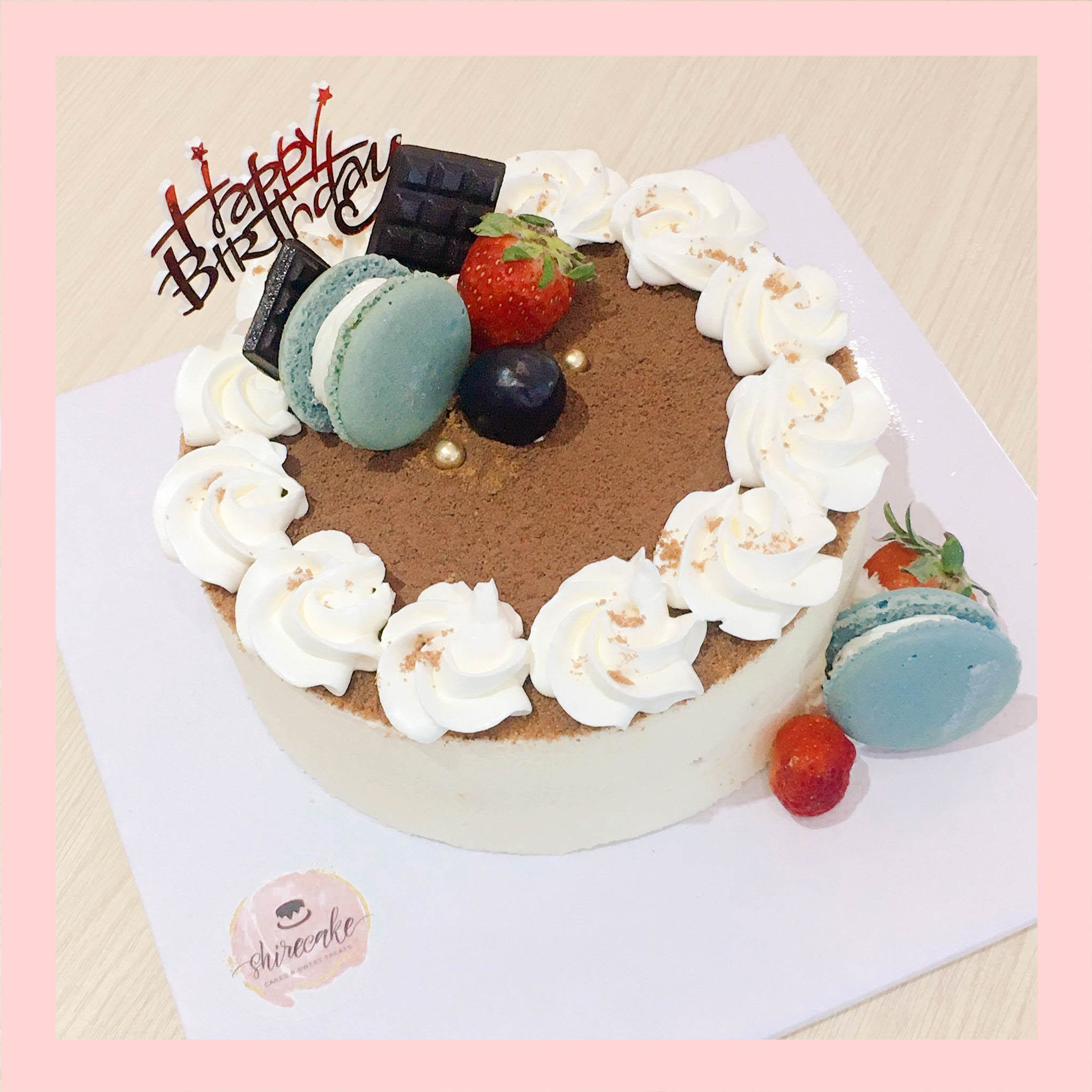 Tiramisu trang trí trái cây - Bánh kem tiramisu dạng ổ