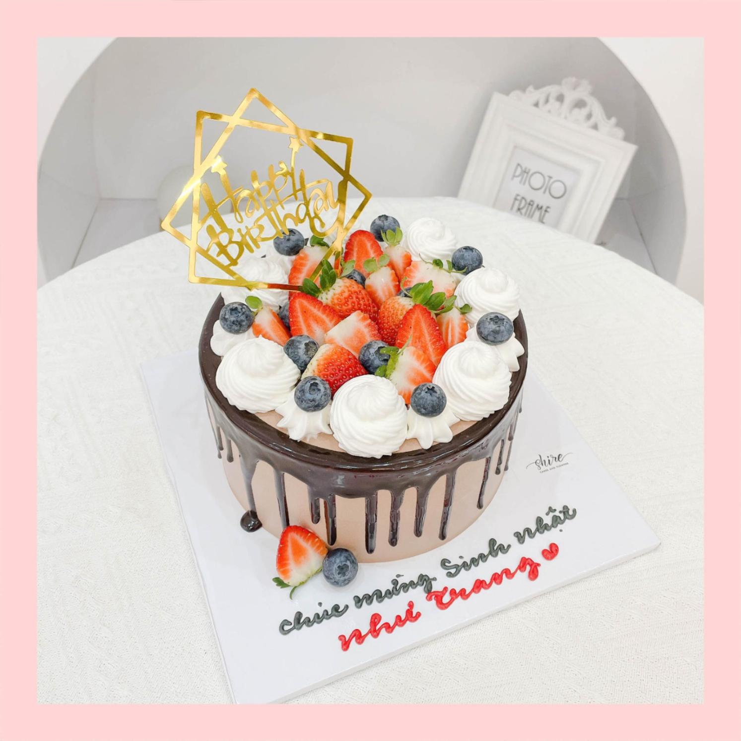 Bánh kem trang trí trái cây - Bánh kem sinh nhật