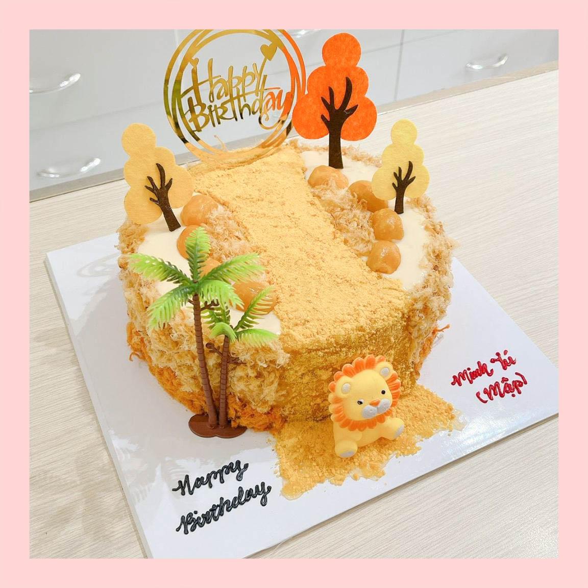 Bông lan trứng muối trang trí cho bé - Bánh sinh nhật bông lan trứng muối hai loại sốt phô mai và sốt bơ