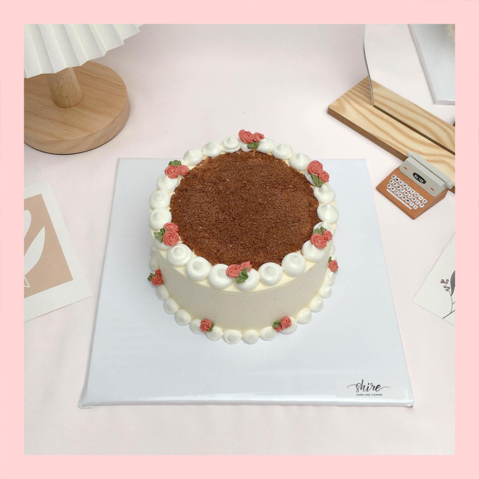 Tiramisu cỡ nhỏ 12-14cm - Bánh kem tiramisu dạng ổ