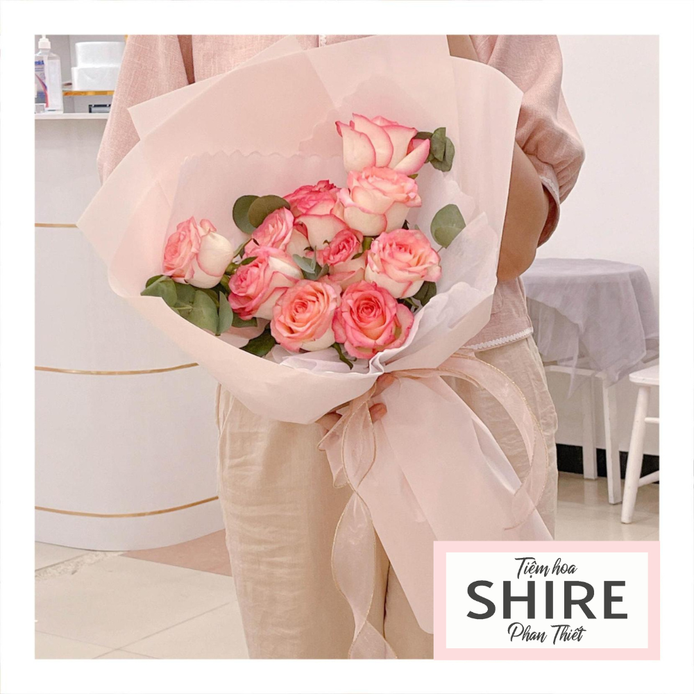 Bó hoa tươi tặng sếp nữ