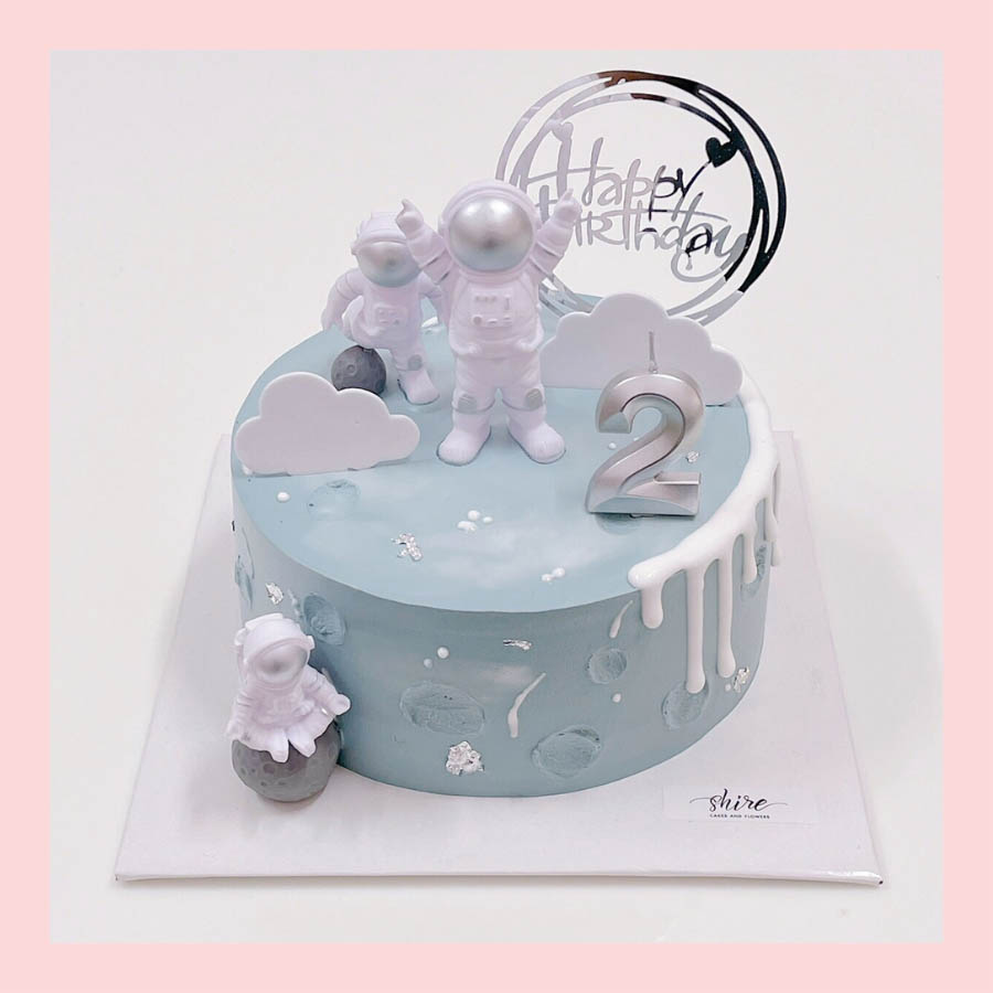Bánh kem phi hành gia - Bánh sinh nhật bé trai