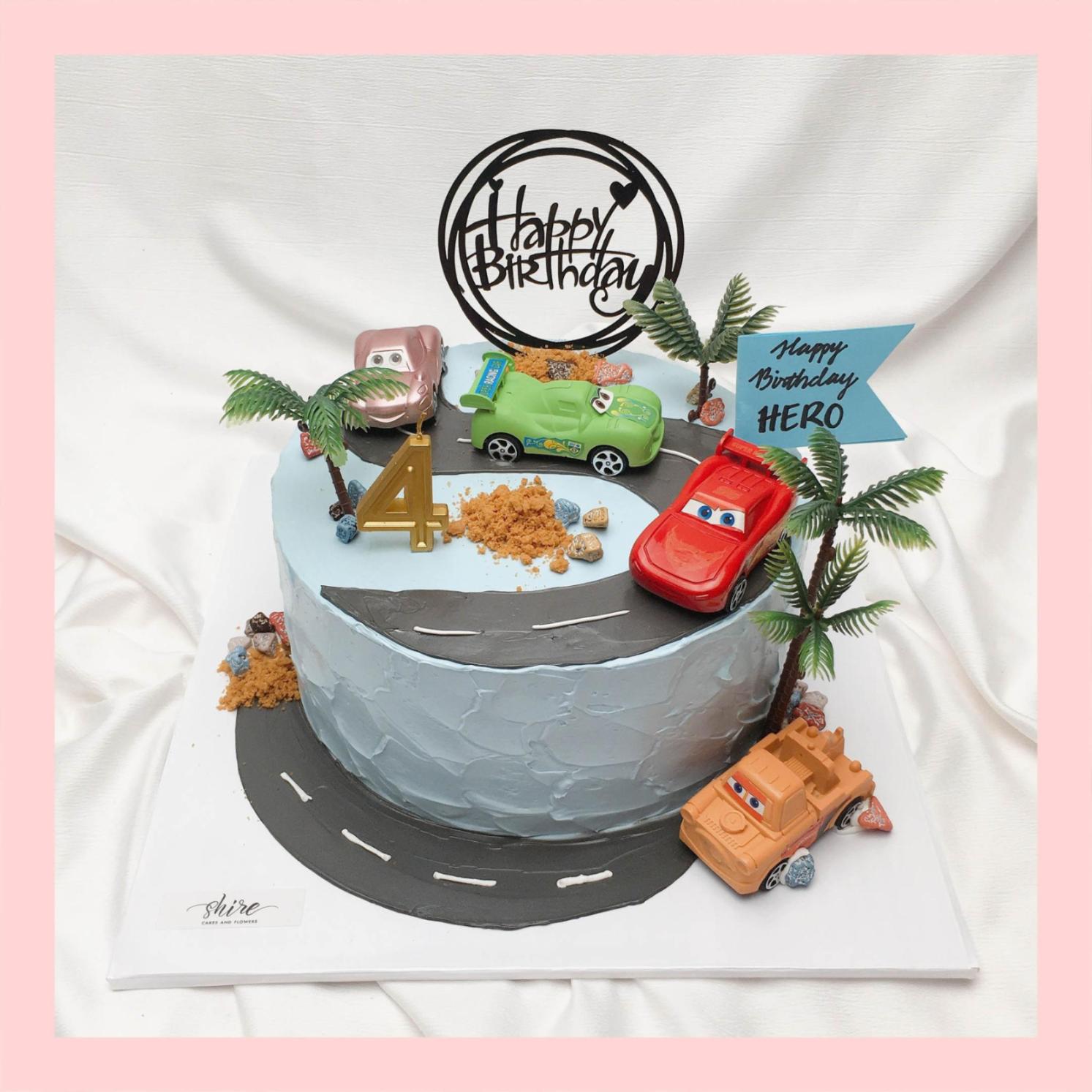 Bánh kem thế giới xe hơi - Bánh sinh nhật bé trai