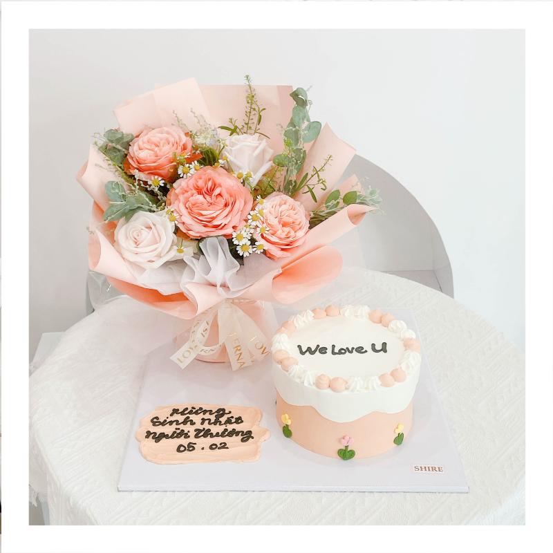 Set bánh kem & hoa tươi liền đế