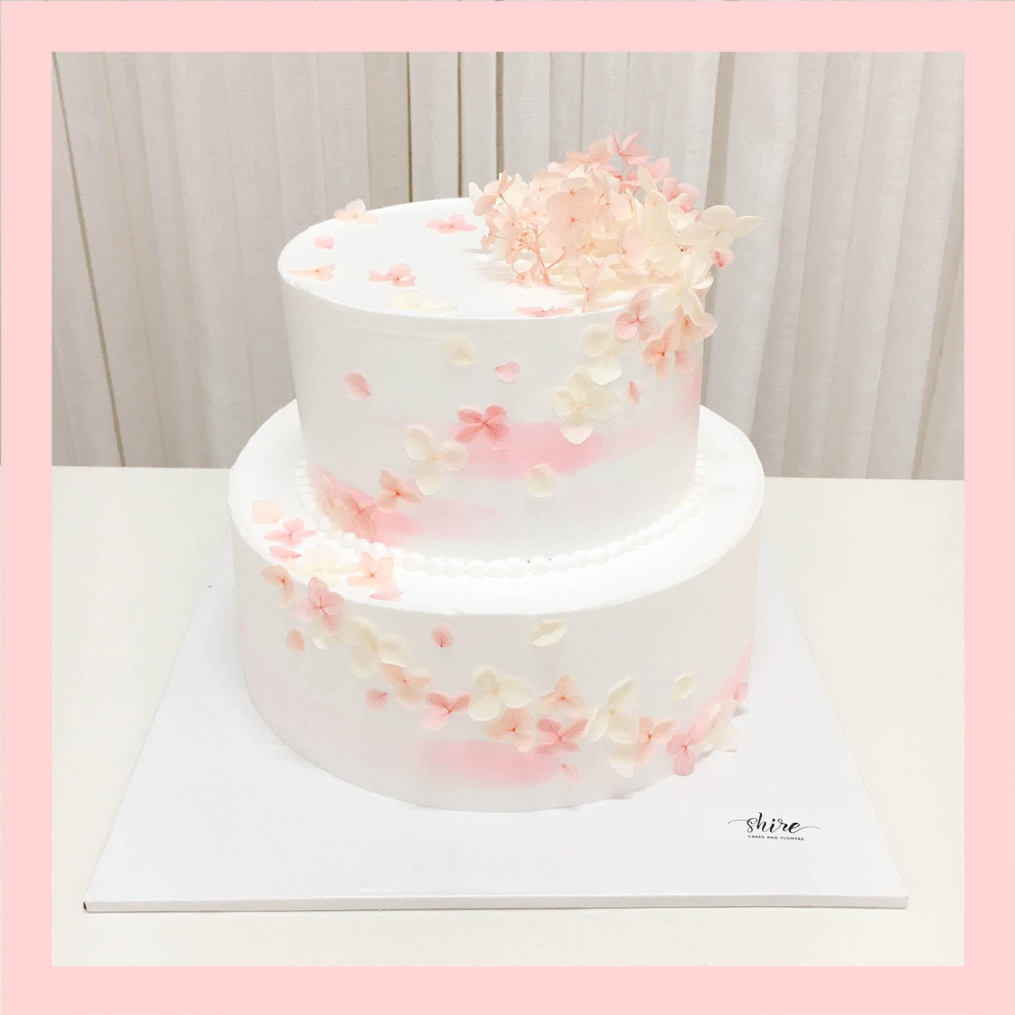 Bánh kem hai tầng cho nữ - Bánh kem sinh nhật cho nữ