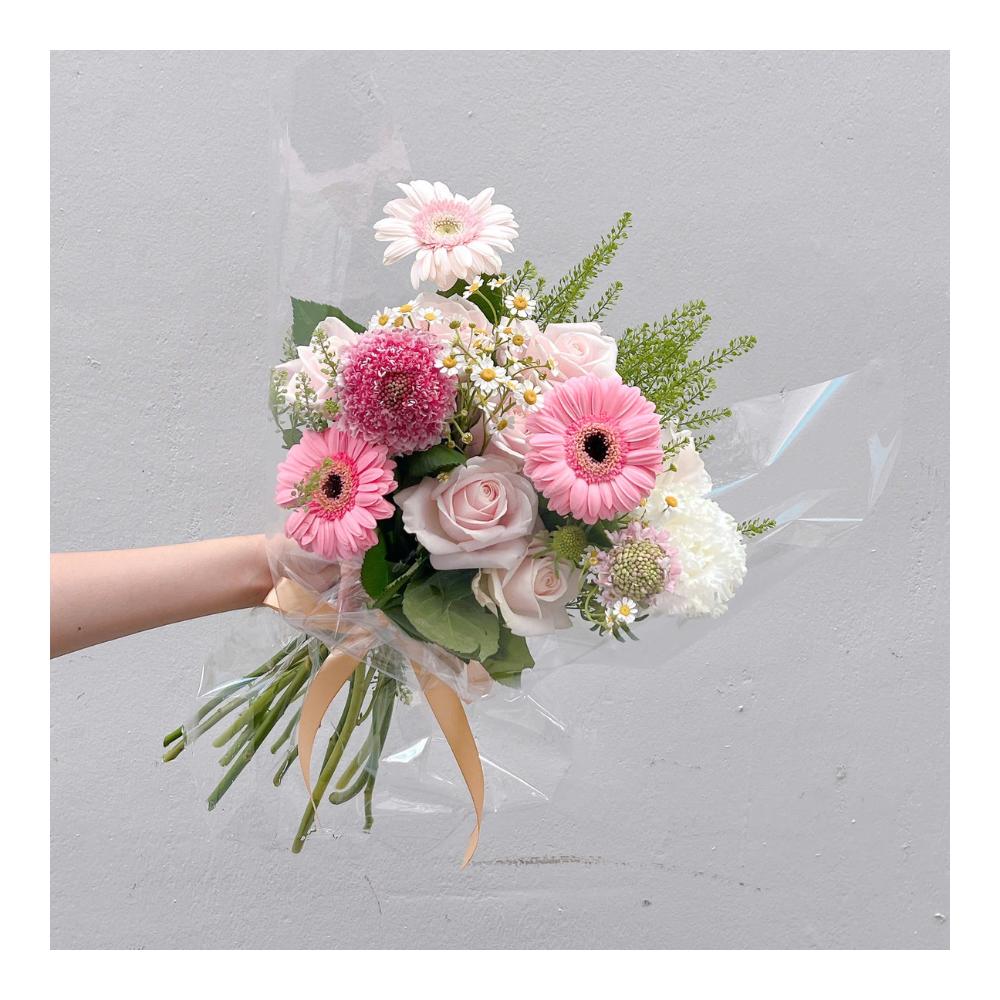 Bó hoa tươi thả bình