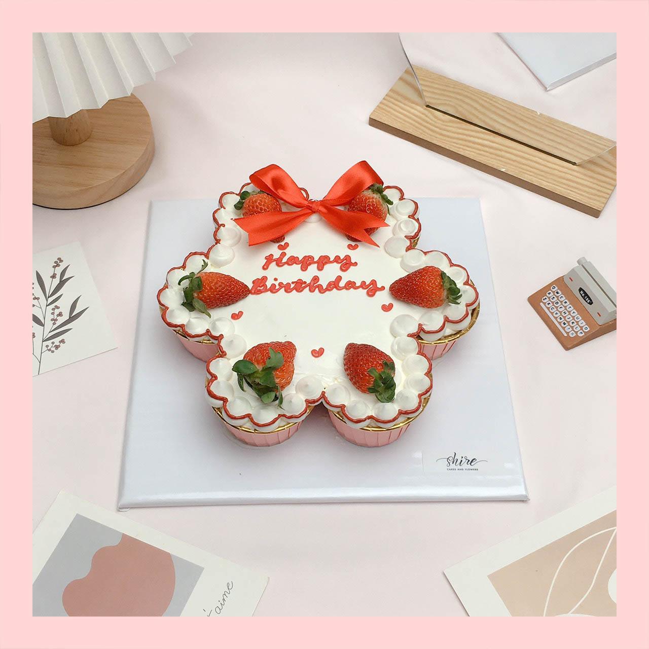 Cupcake xếp vòng, xếp ổ tròn kem sữa- Bánh sinh nhật dạng cupcake ổ