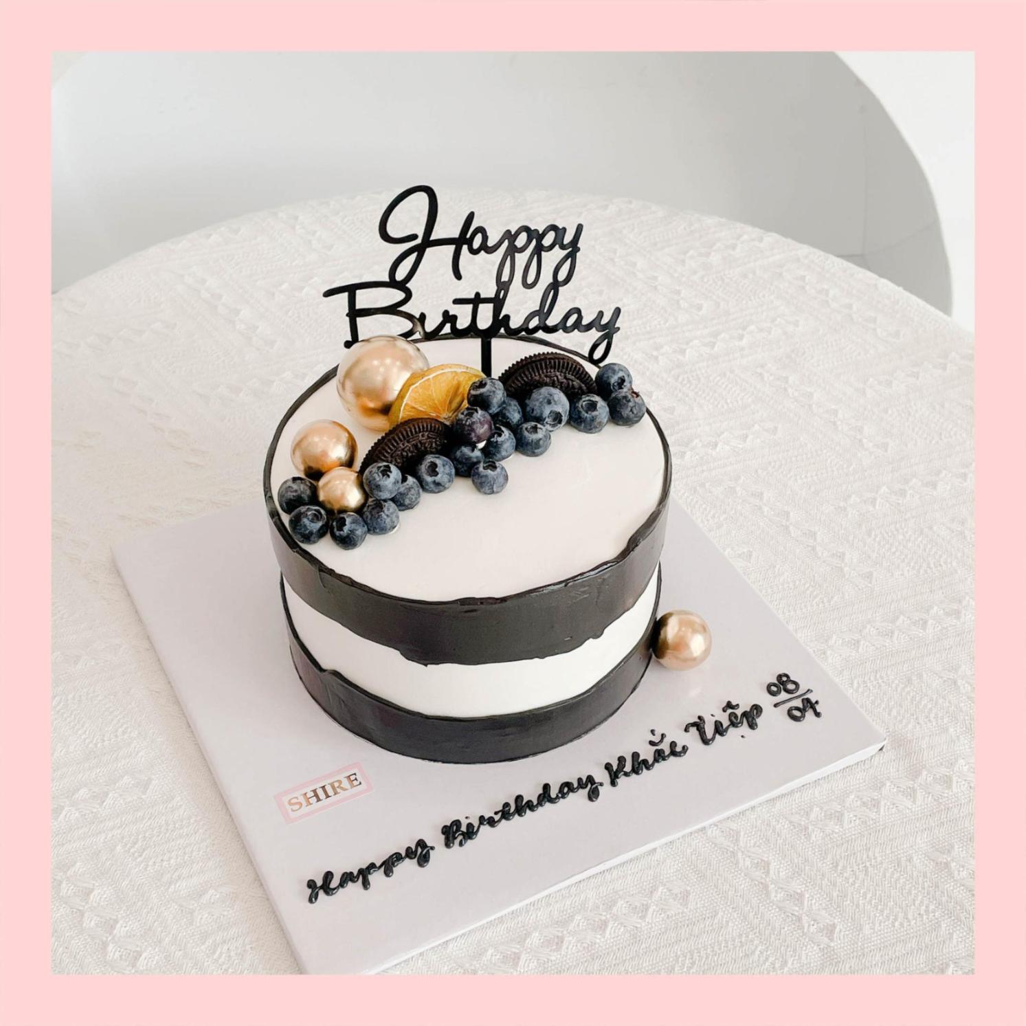 Bánh trang trí việt quất - Bánh kem sinh nhật