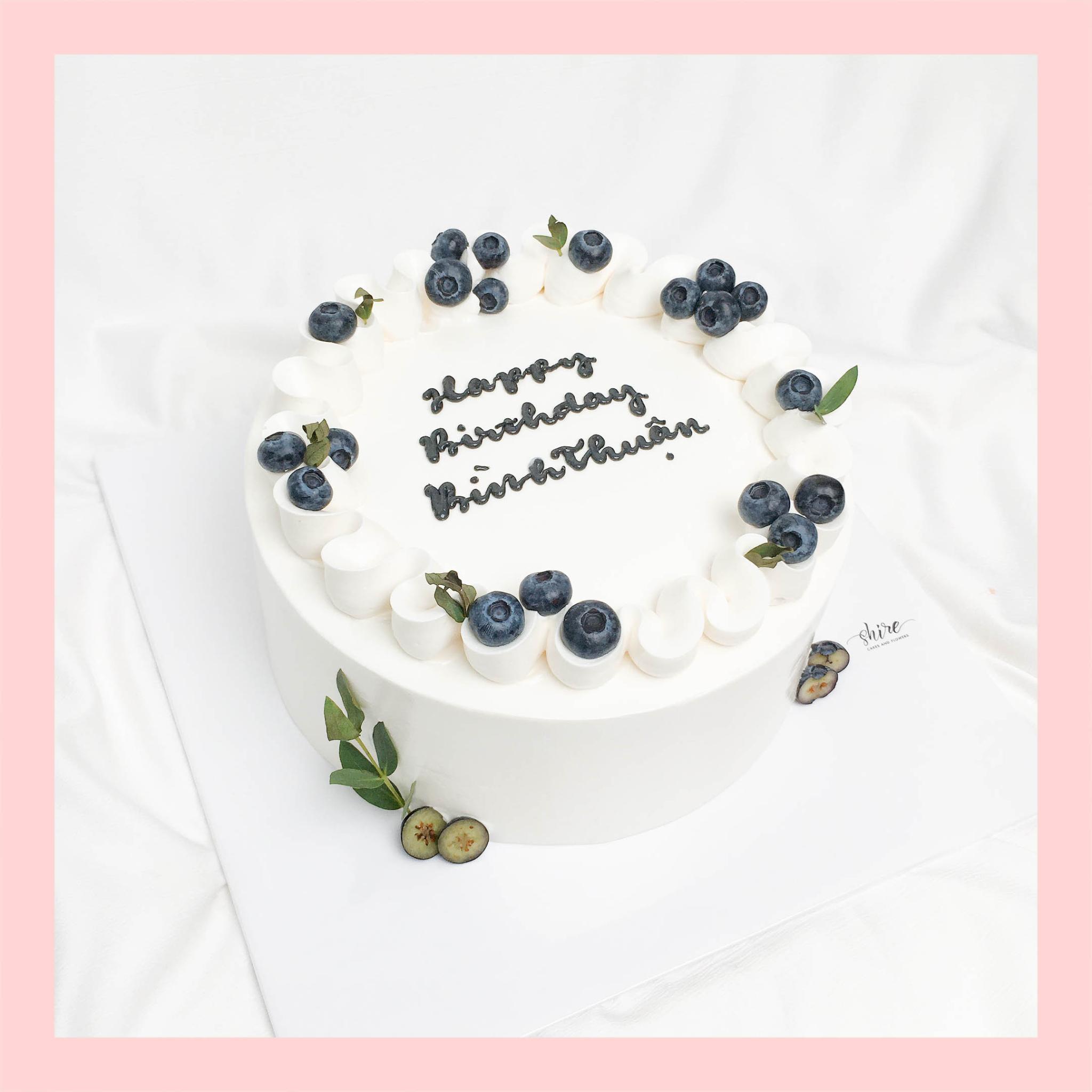 Bánh trang trí việt quất - Bánh kem sinh nhật