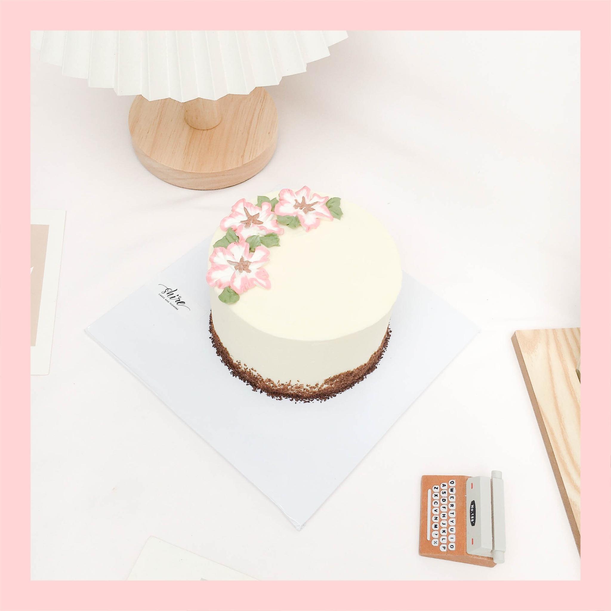 Tiramisu cỡ nhỏ 12-14cm - Bánh kem tiramisu dạng ổ