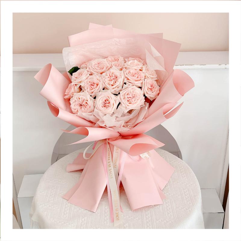 Bó hoa tươi tặng sếp nữ