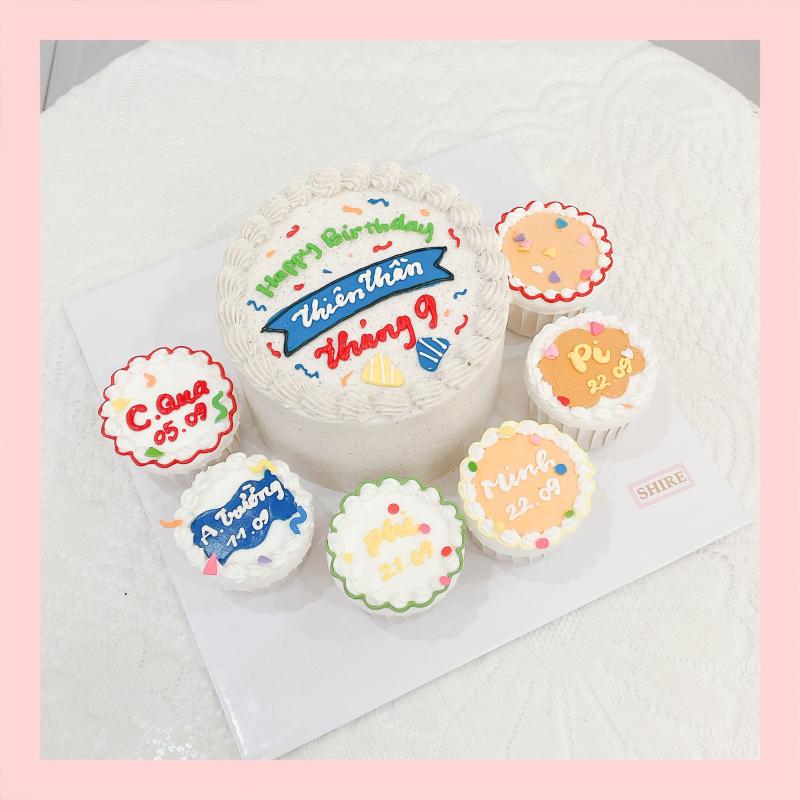 Set bánh nhiều loại