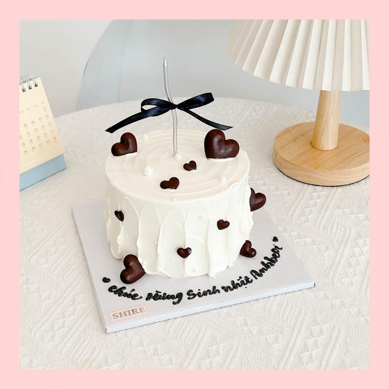 Bánh kem tone trắng đen - Bánh kem sinh nhật