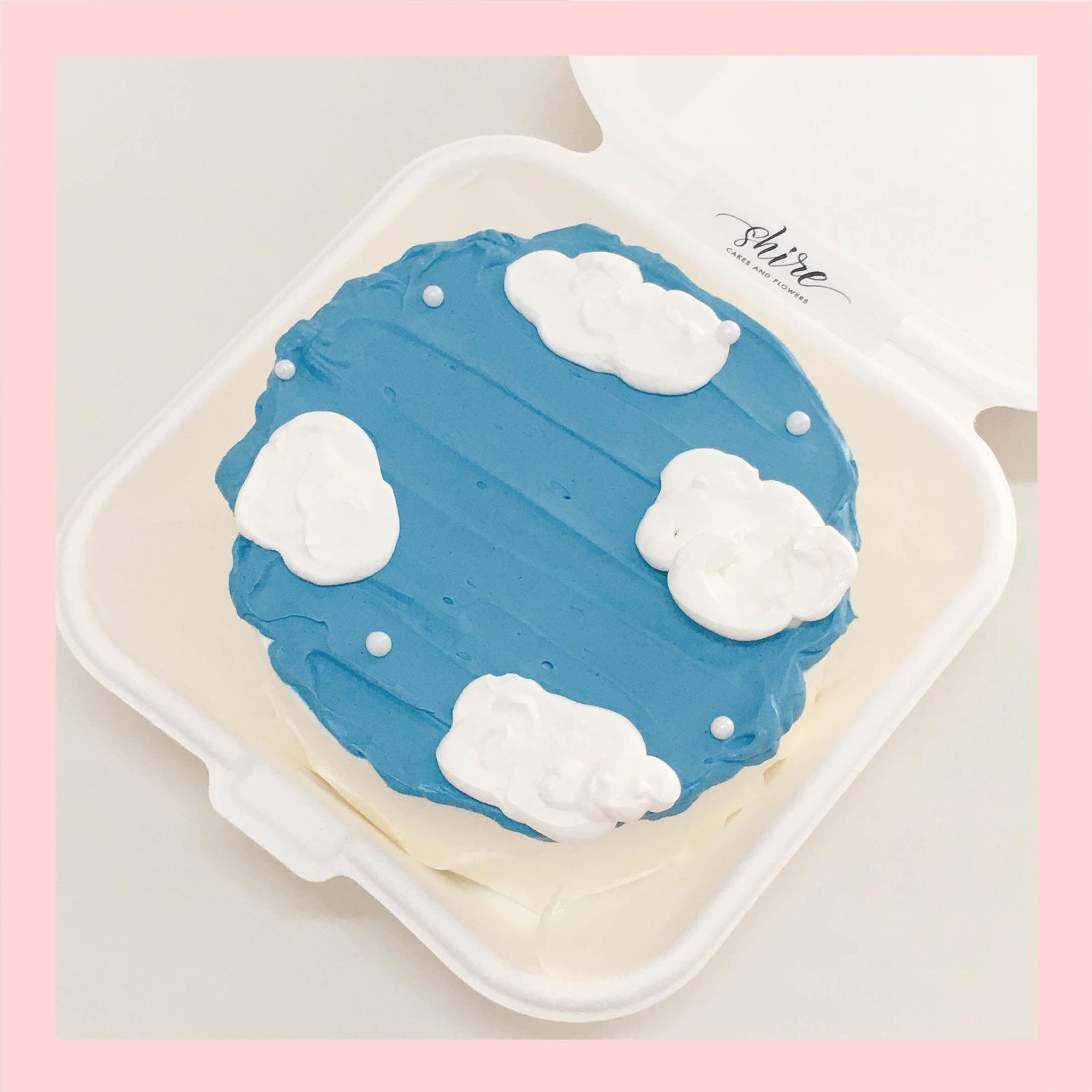 Mini Bento tone màu xanh dương - Bánh kem bơ mini hộp bã mía