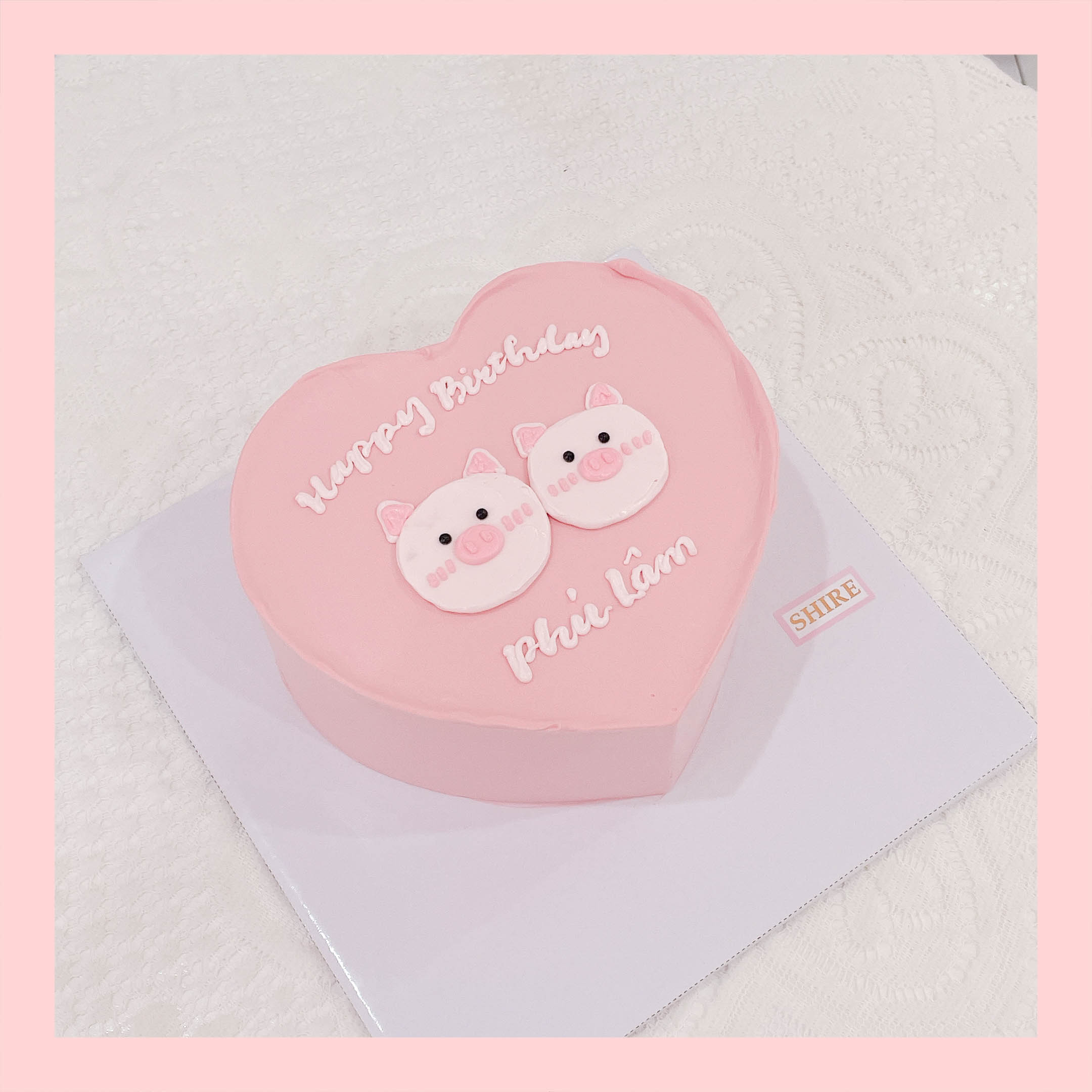 Bánh vẽ hình con heo dễ thương - Bánh sinh nhật trẻ em