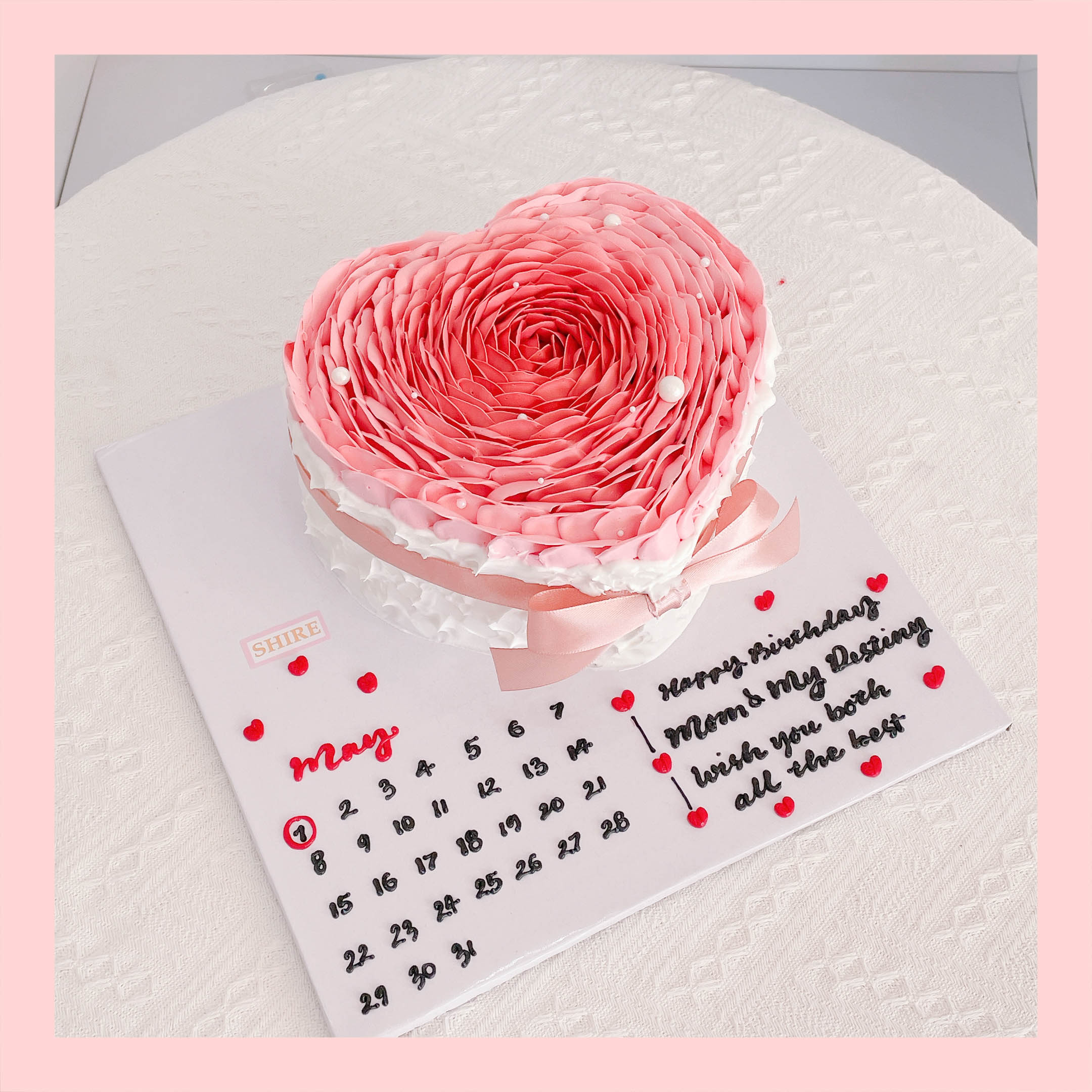 Bánh kem hình trái tim