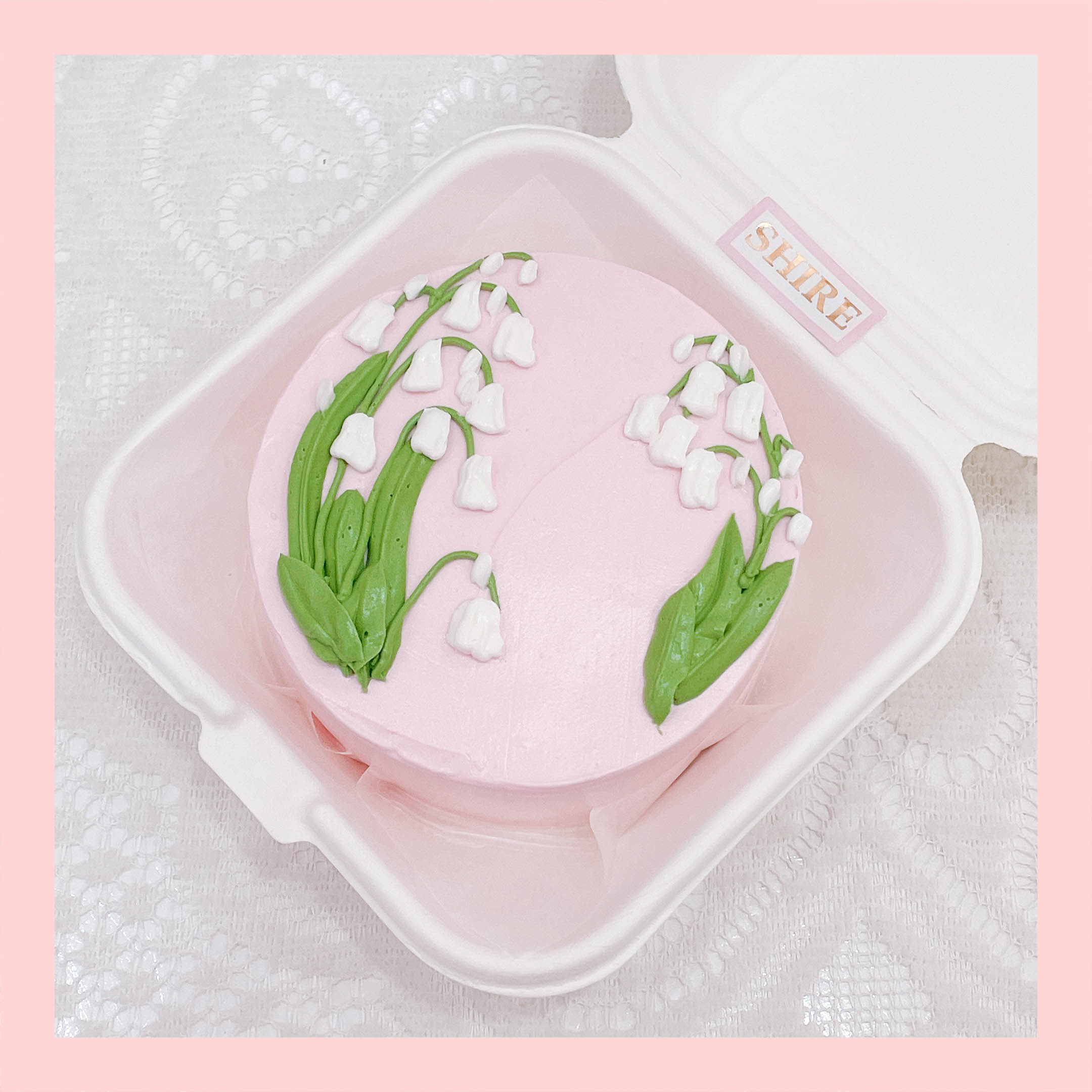 Mini Bento vẽ hoa lá - Bánh kem bơ mini hộp bã mía